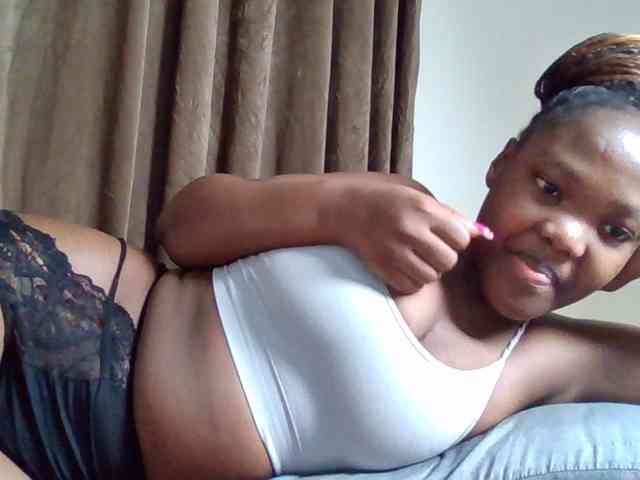 Sexyicey webcam