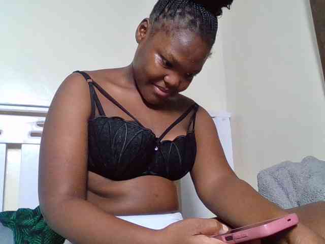 Sexyicey webcam