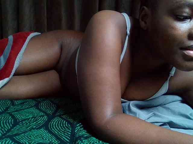 Sexyicey webcam