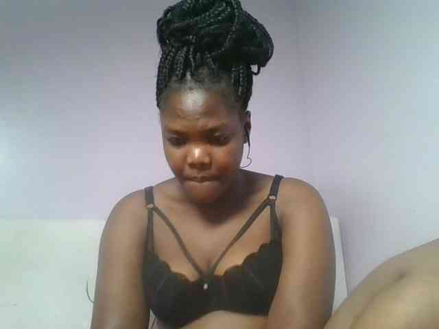 Sexyicey webcam