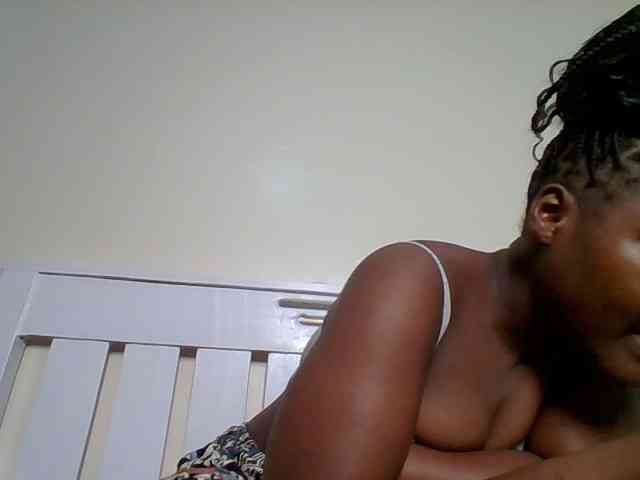 Sexyicey webcam