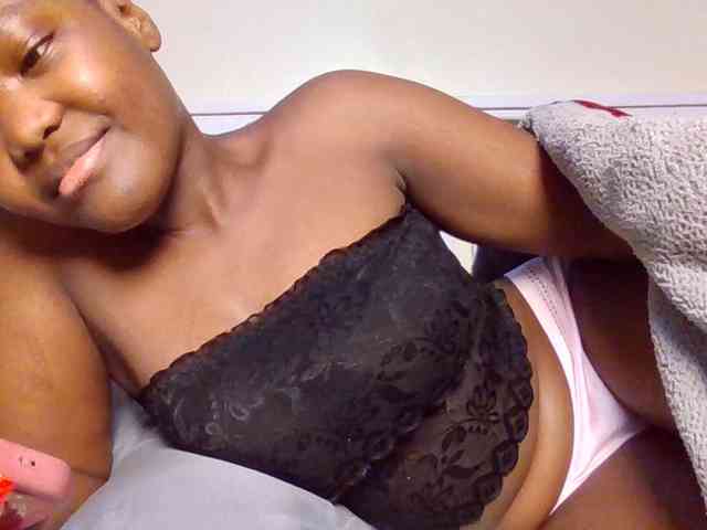 Sexyicey webcam
