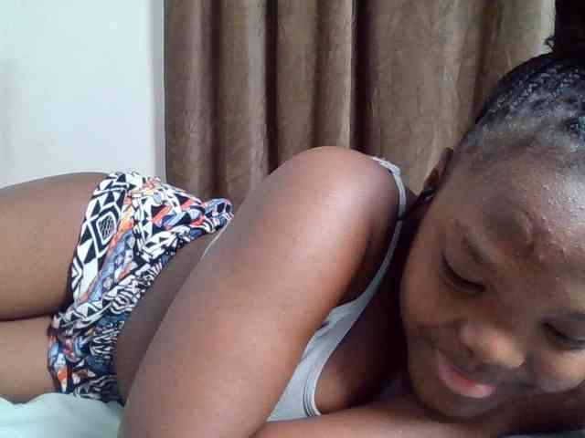 Sexyicey webcam