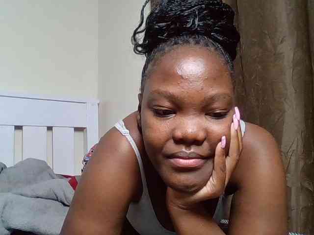 Sexyicey webcam