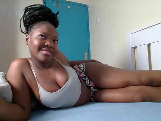 Sexyicey webcam