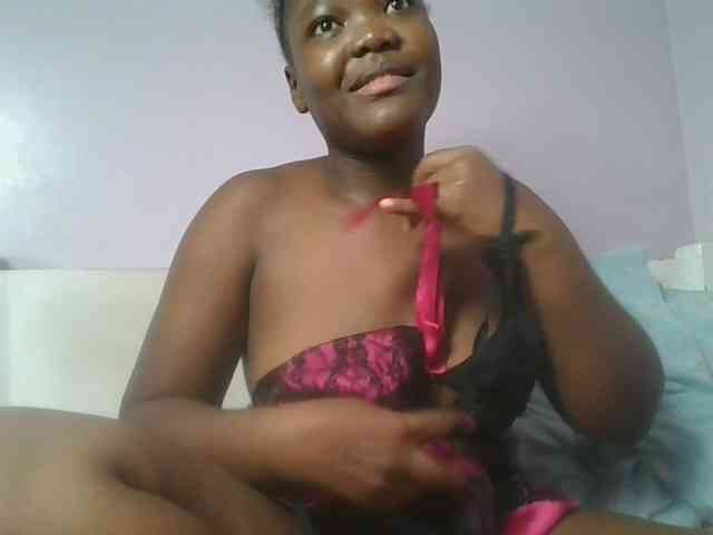 Sexyicey webcam
