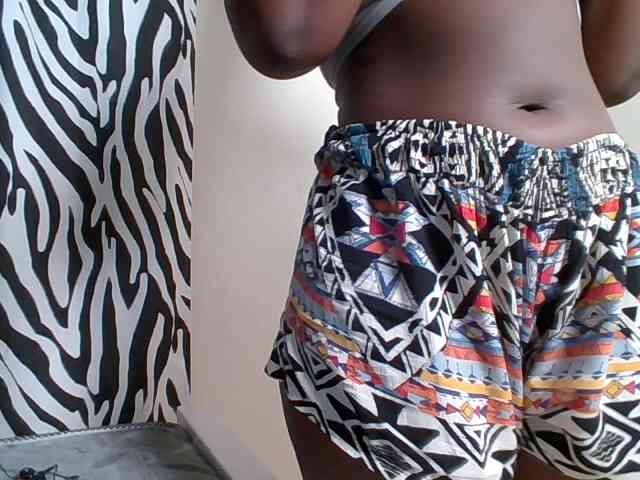 Sexyicey webcam