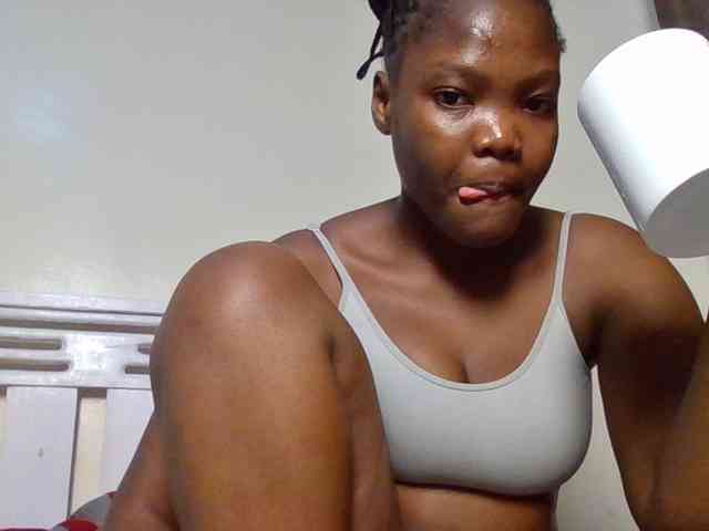 Sexyicey webcam