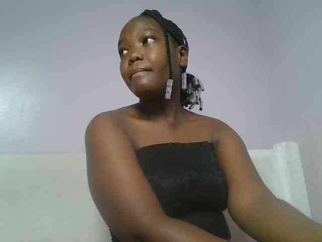 Sexyicey webcam
