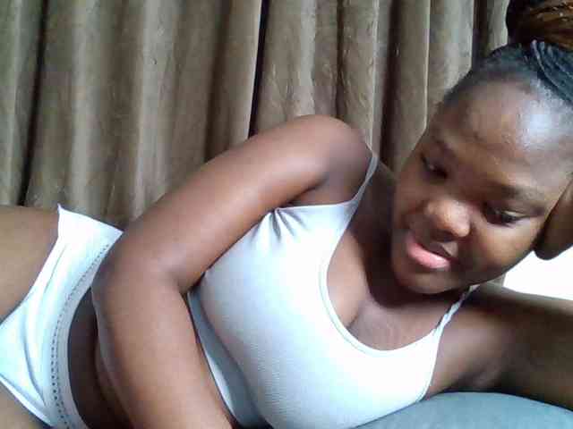 Sexyicey webcam