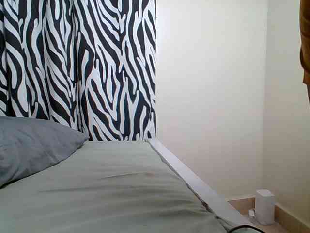 Sexyicey webcam