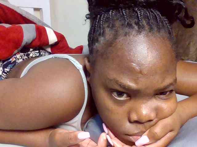Sexyicey webcam