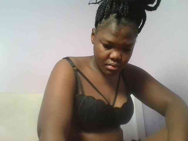 Sexyicey webcam