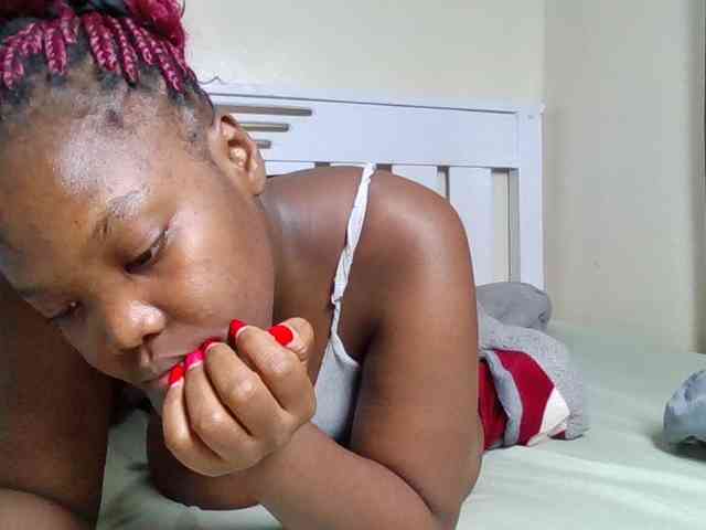 Sexyicey webcam