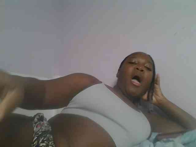 Sexyicey webcam