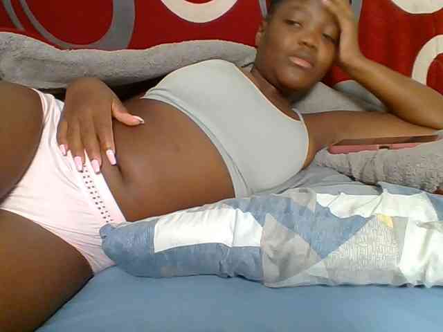 Sexyicey webcam