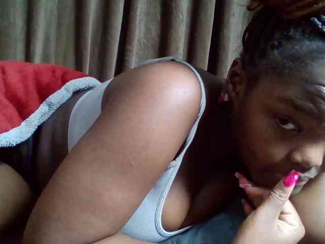 Sexyicey webcam