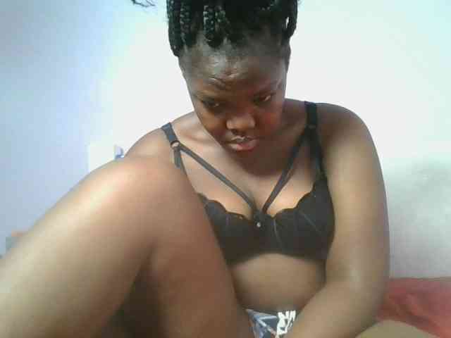 Sexyicey webcam