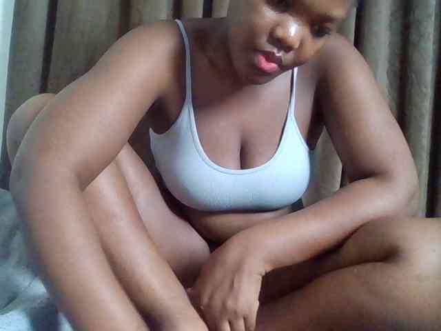 Sexyicey webcam