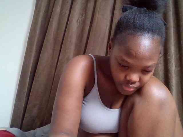 Sexyicey webcam