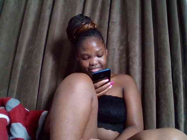 Sexyicey webcam