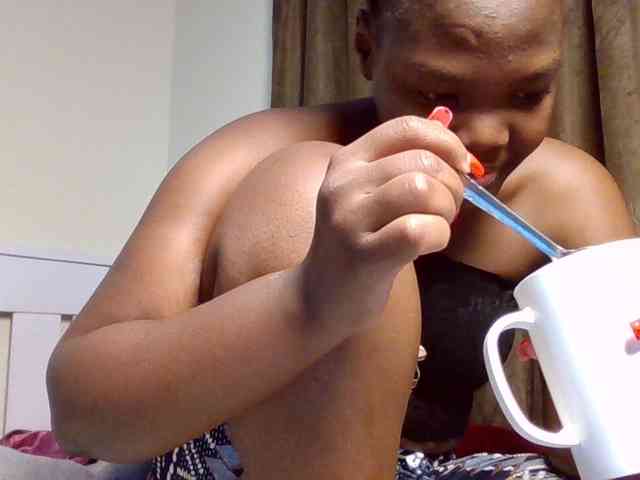 Sexyicey webcam