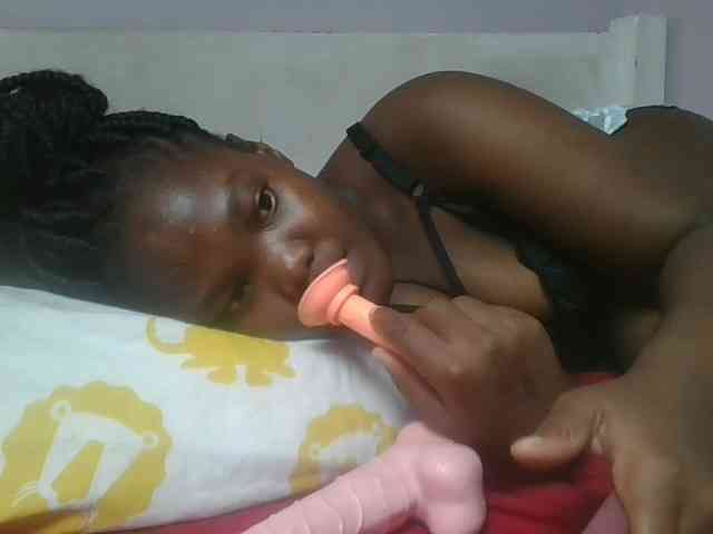 Sexyicey webcam