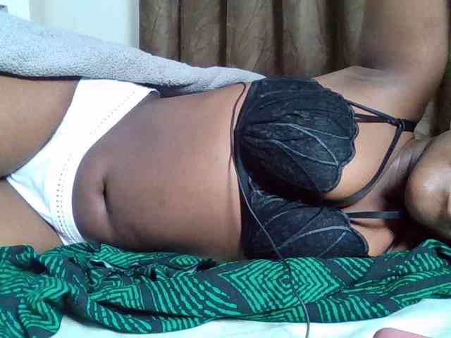 Sexyicey webcam