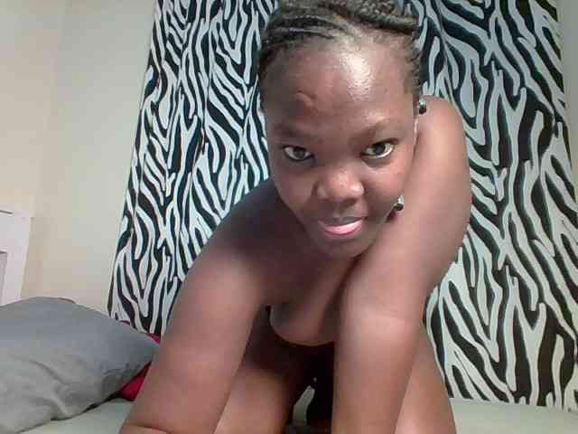 Sexyicey webcam