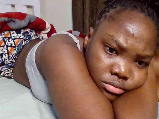 Sexyicey webcam