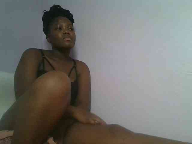 Sexyicey webcam