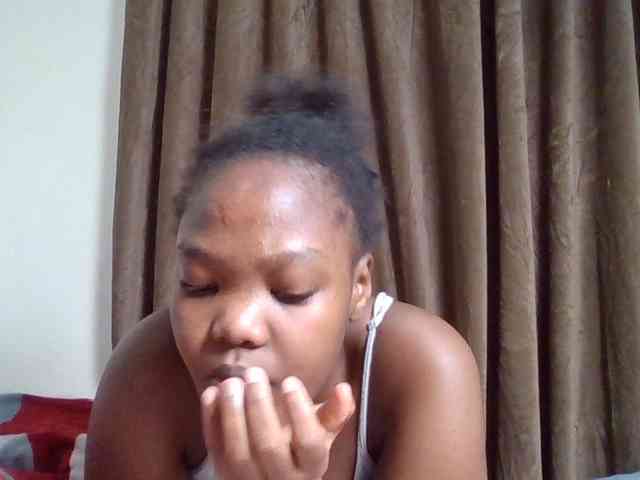 Sexyicey webcam