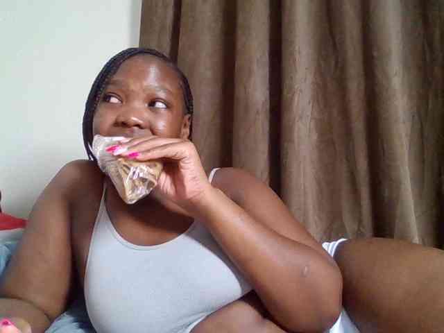 Sexyicey webcam