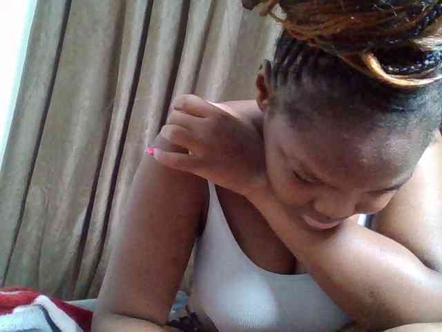 Sexyicey webcam