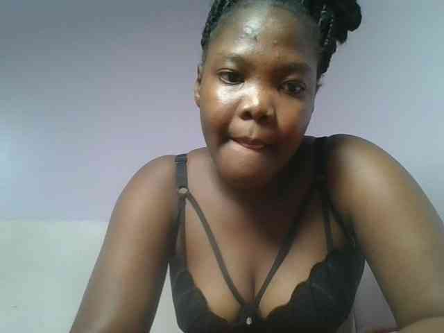 Sexyicey webcam
