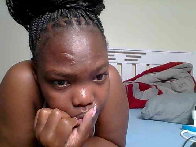 Sexyicey webcam