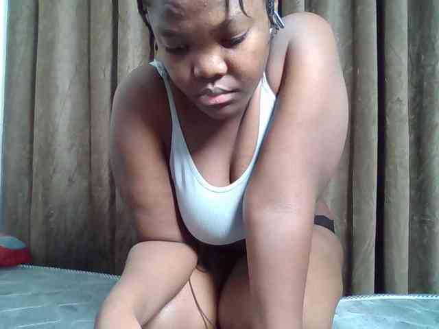 Sexyicey webcam