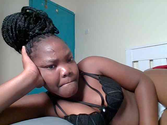 Sexyicey webcam