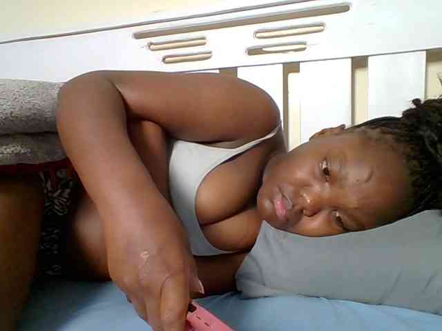 Sexyicey webcam