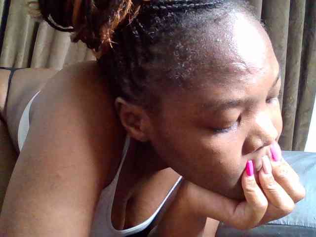 Sexyicey webcam