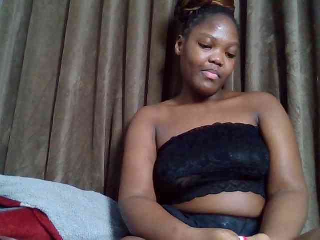 Sexyicey webcam