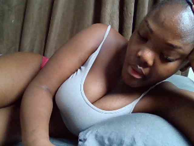 Sexyicey webcam