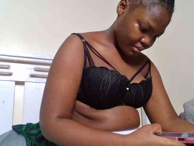 Sexyicey webcam