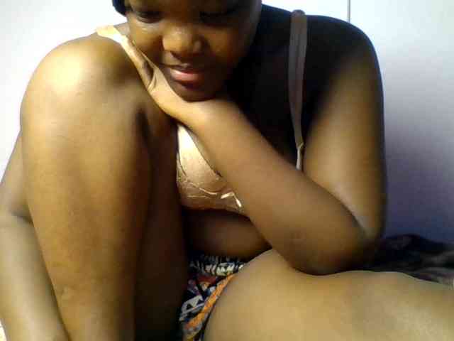 Sexyicey webcam