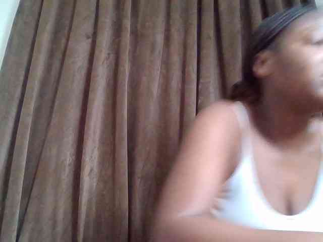 Sexyicey webcam