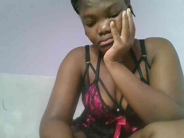 Sexyicey webcam