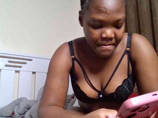 Sexyicey webcam