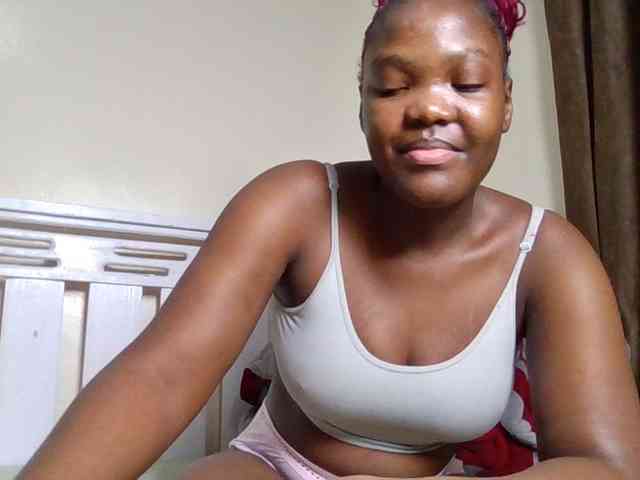 Sexyicey webcam