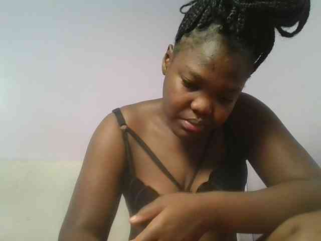 Sexyicey webcam