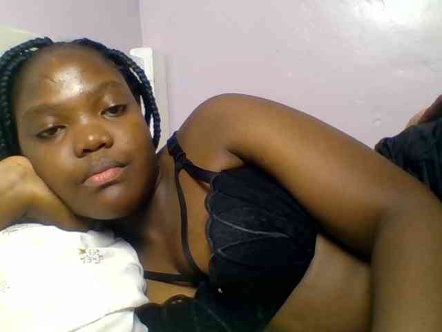 Sexyicey webcam